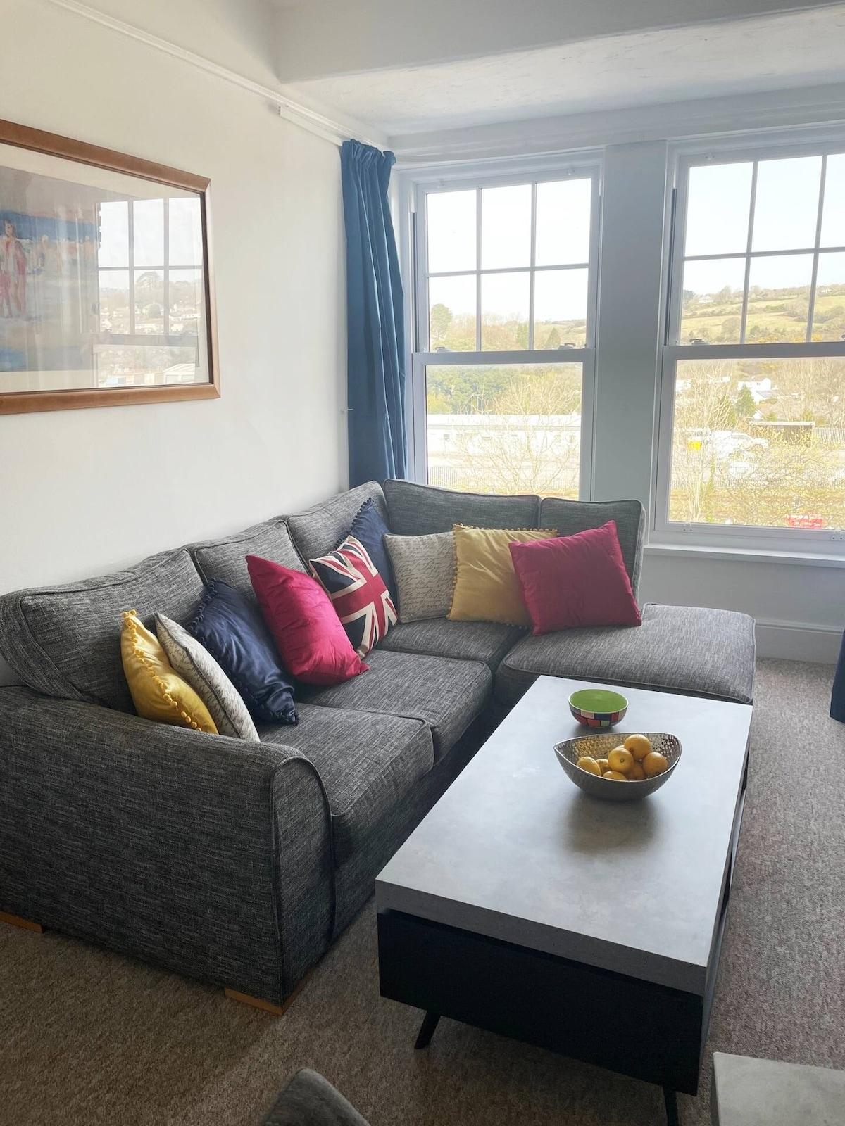 Cornwall Explorer's Base 2 Bed City Apt5